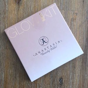 Anastasia Beverly Hills Glow Kit